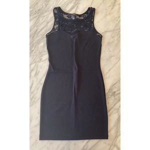 Forever 21 Bodycon Lace Dress - Size Small
